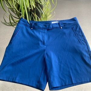 Lady Hagen Essentials Golf Shorts 7” - Size 6